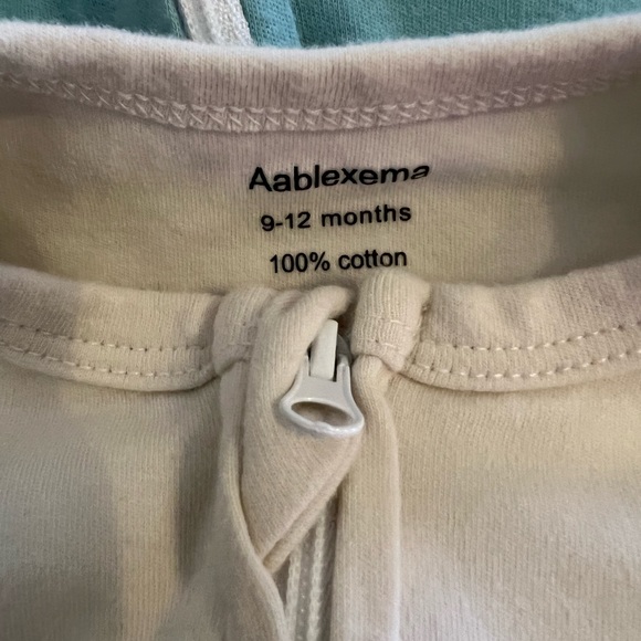 Set of two 100% cotton pajamas - Picture 2 of 4